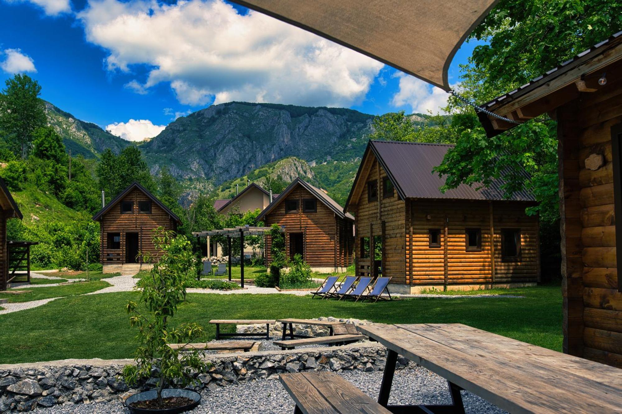 Camp Lipovo Villa Kolasin Exterior photo